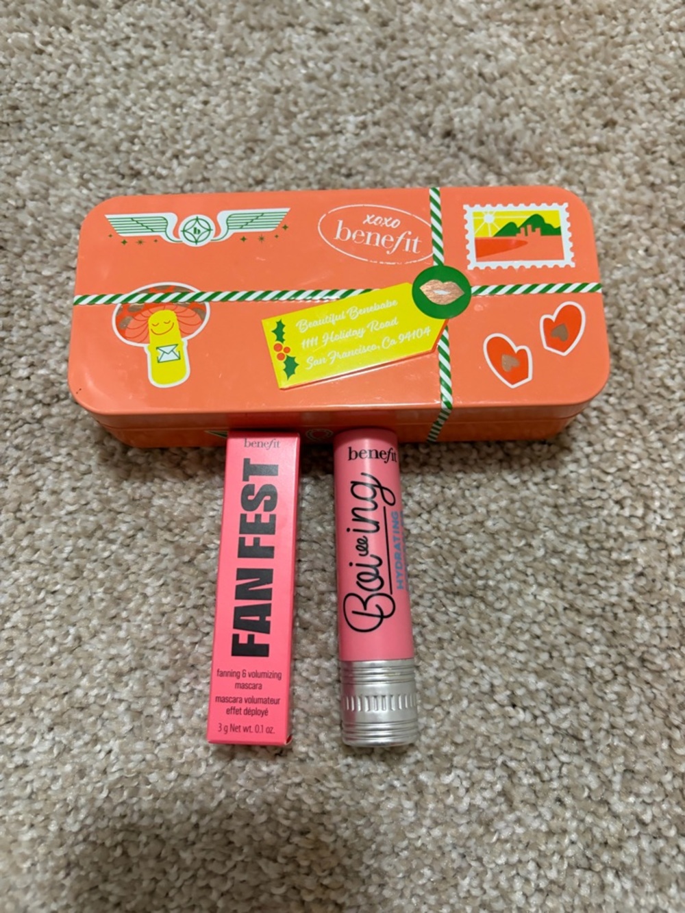 Benefit cosmetics makeup set